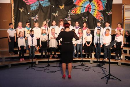 Območna revija otroških in mladinskih pevskih zborov občin Kamnik in Komenda (42)